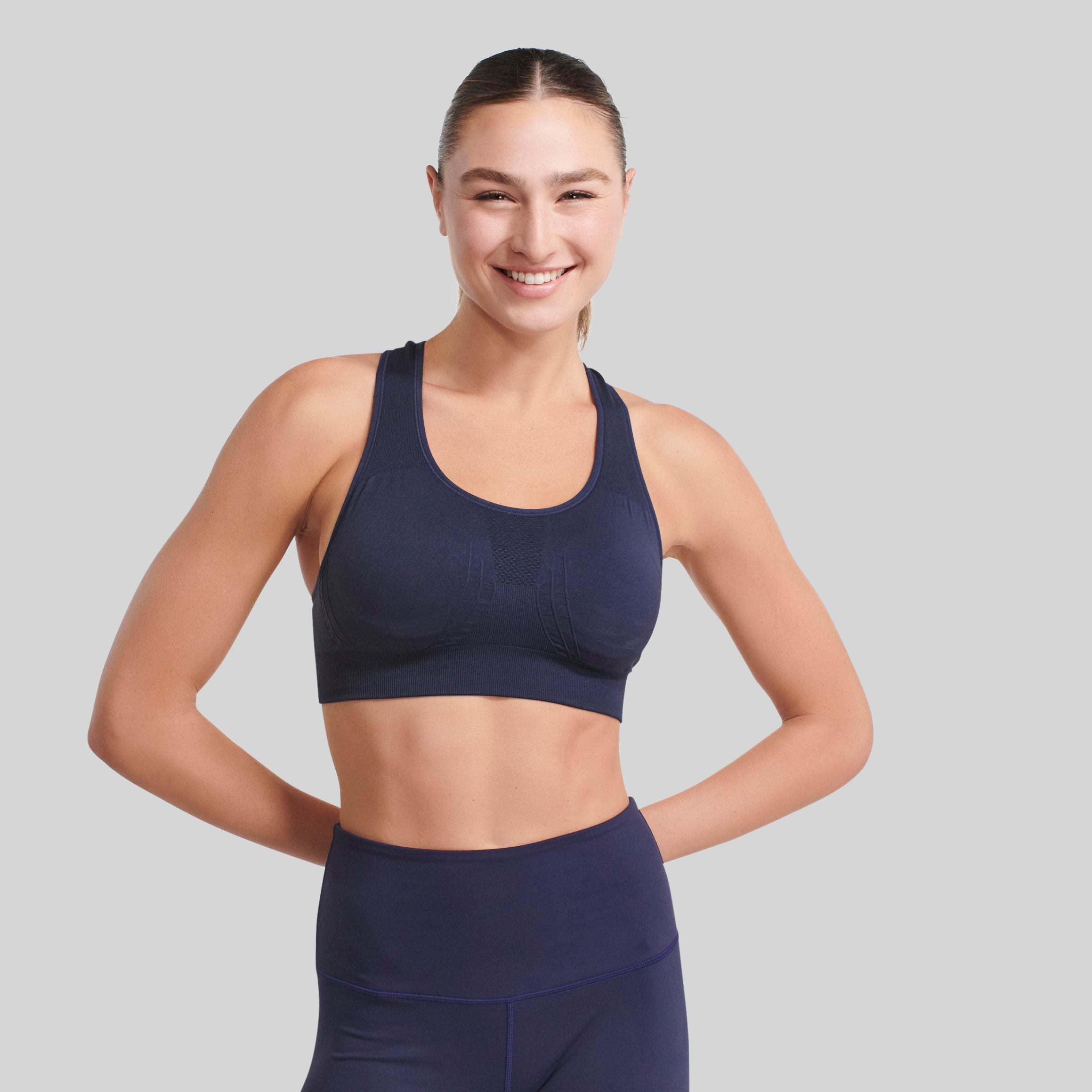 SOULCYCLE Seamless Navy Mesh Sports offers Bra-S